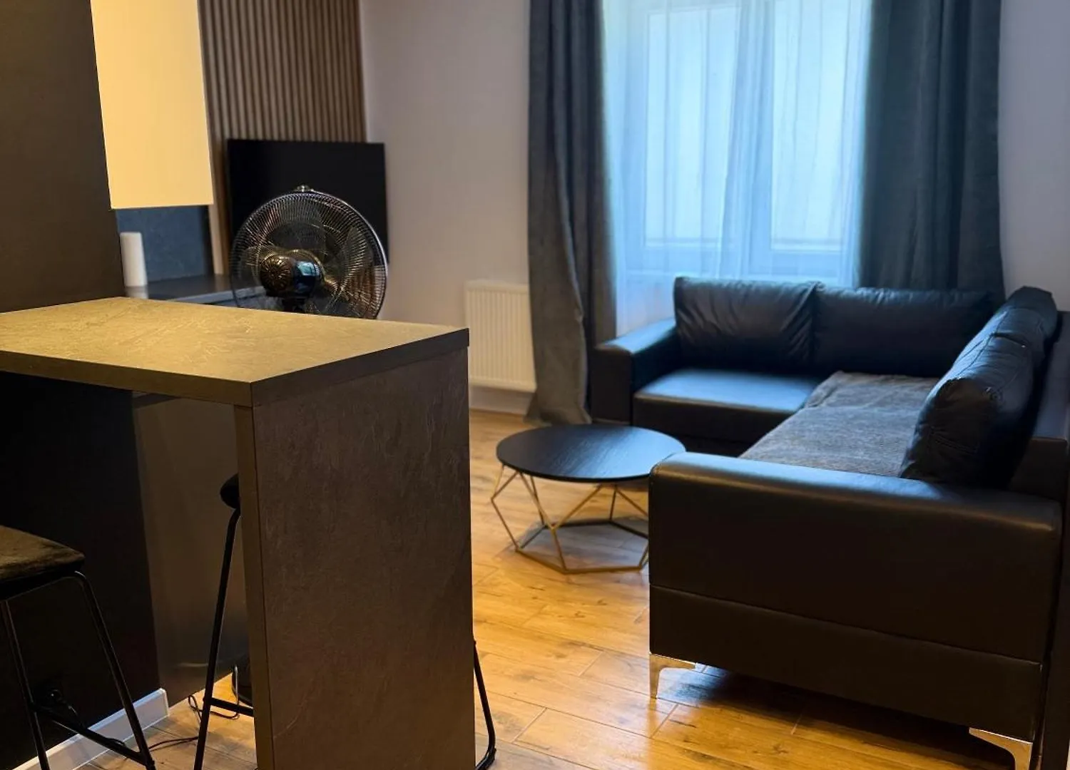 Apartament Z Lozem Malzenskim - Bezplatny Parking Poznań